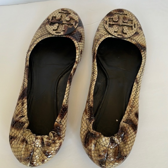 Tory Burch Reva Roccia Python Flats - Picture 2 of 8